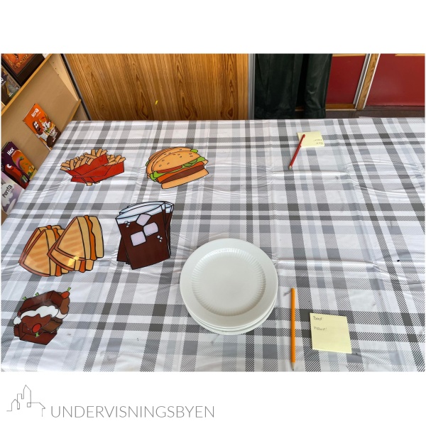 Vi leker kafe - Bilde 4